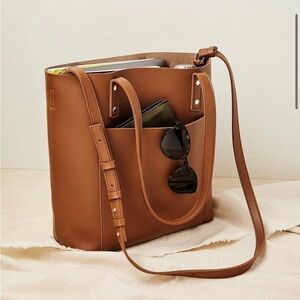 Henny + Lev - Vegan Leather 2-in-1 Everyday Tote Bag